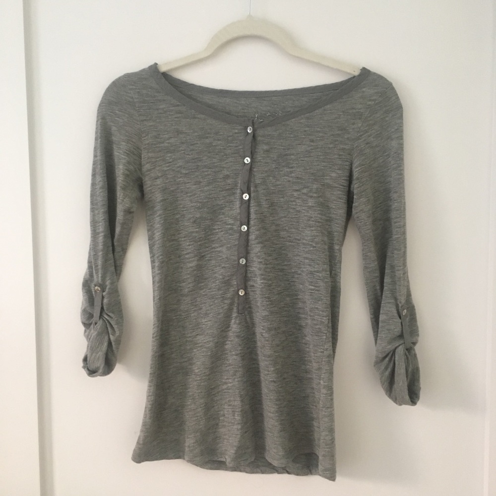 Poof! Three-quarter sleeve gray button up top